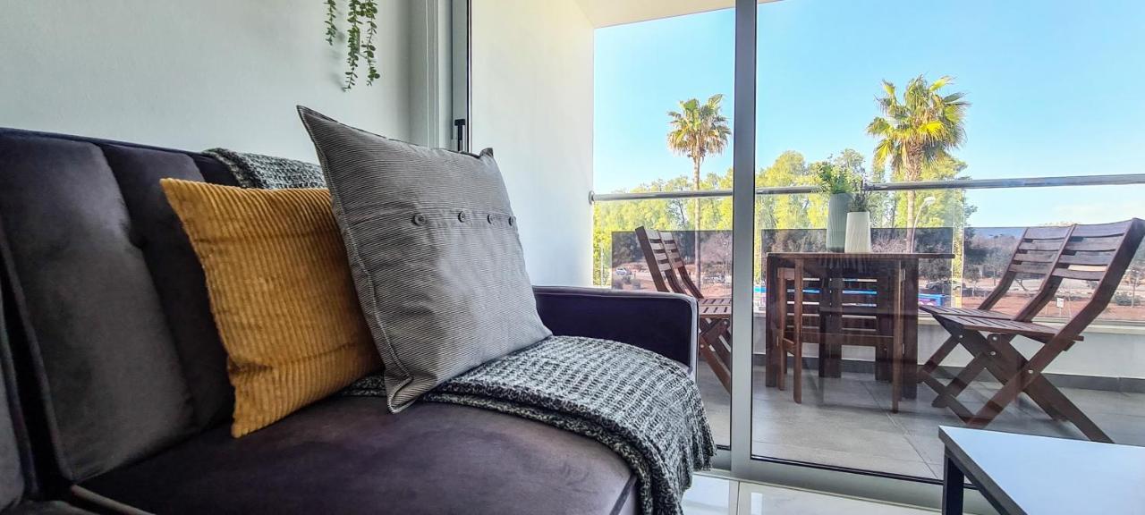 Phaedrus Living - Seaside Executive Flat Harbour 206